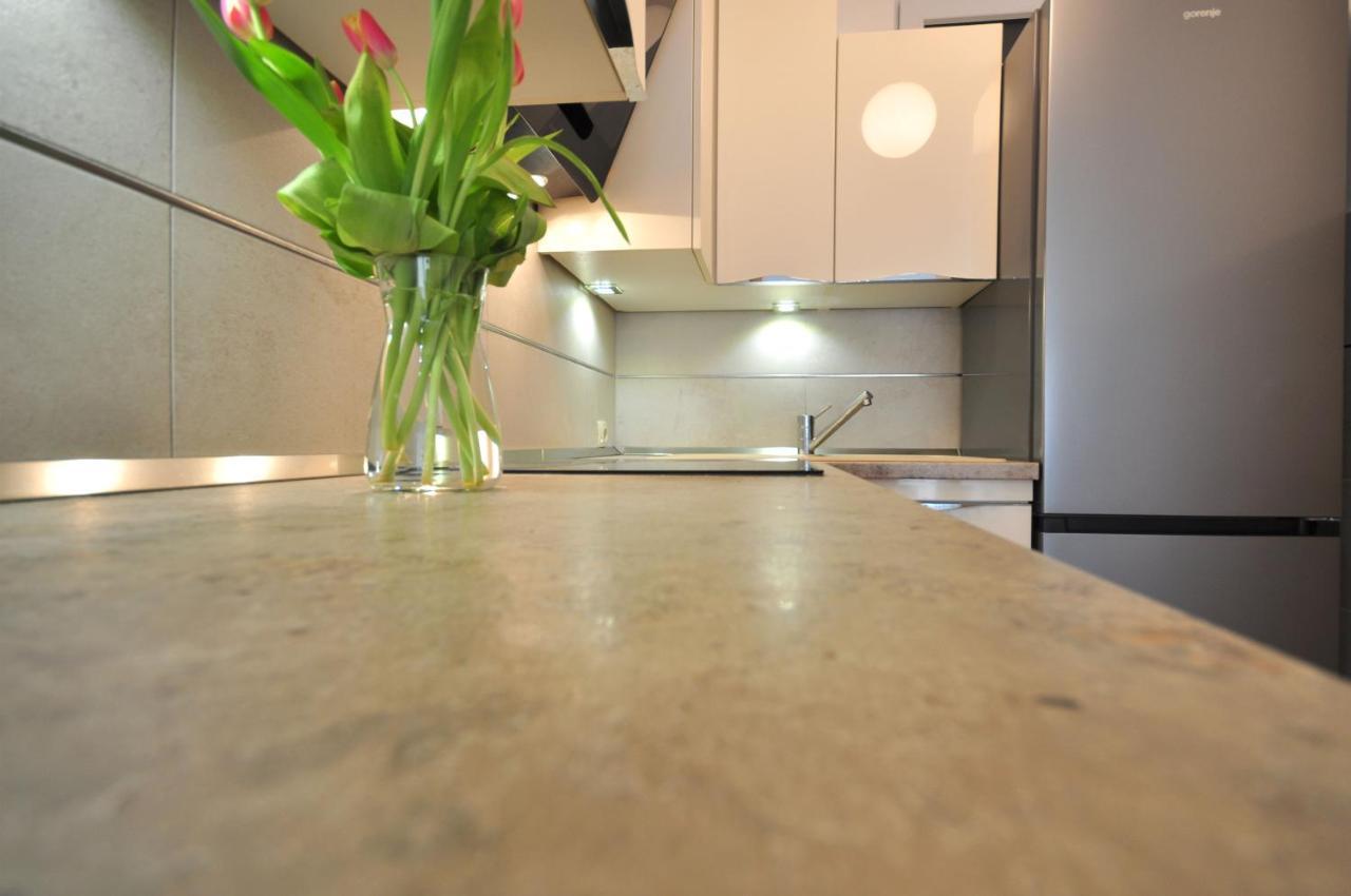 Family Apartment Noel - Omiš Extérieur photo